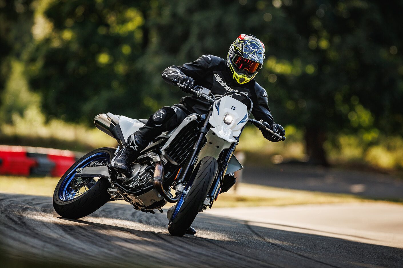 Suzuki präsentiert Neuheiten auf der EICMA 2024 Offizielle Website